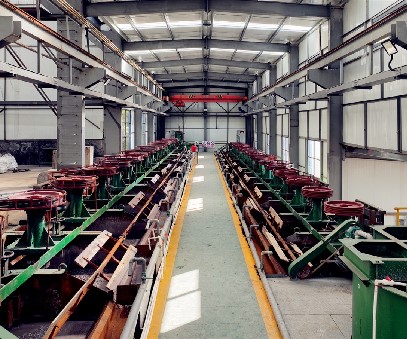 三班接力，晝夜不息｜王家河選礦廠里的堅守與傳承